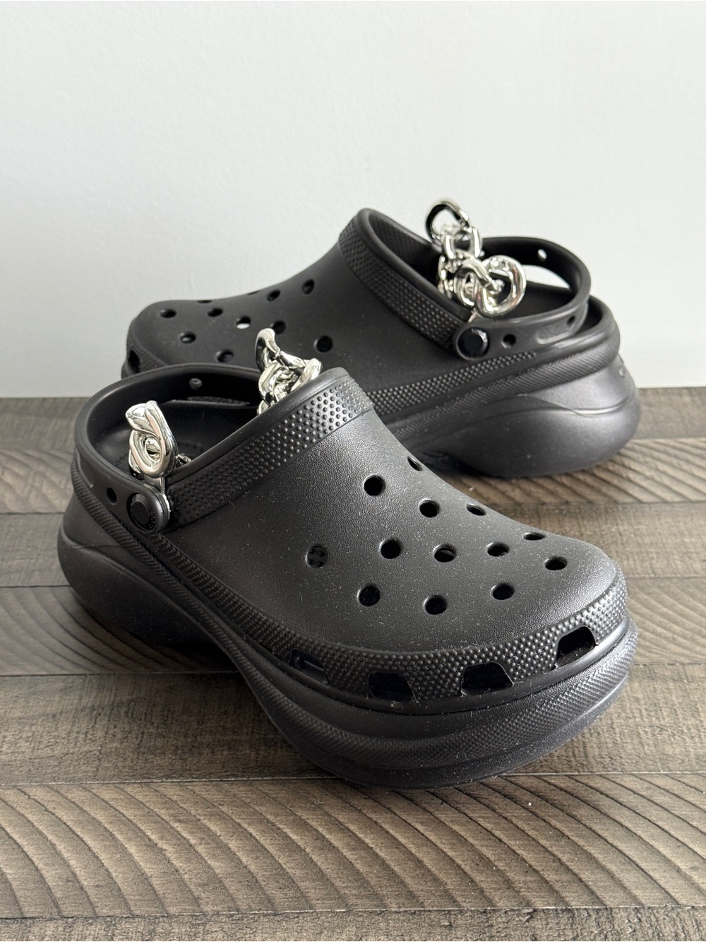 Crocs Classic Bae Clogs With Chain Size 8
